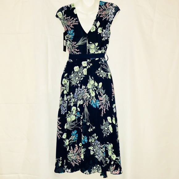 Navy Floral Dress - Picture 3 of 3